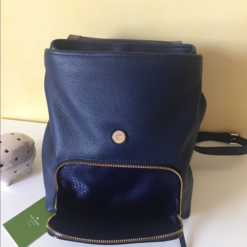 ⭐️SOLD⭐️ KATE SPADE ♠️ leather navy backpack - NWT - Picture 5 of 8